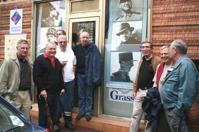05_EOS_0330 (Delle Luche).jpg - Les Kœnig 's men  devant leur parrain...